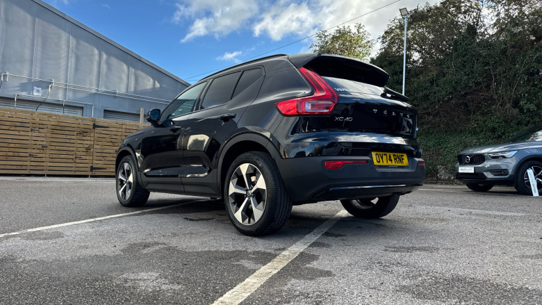 Volvo XC40 2.0 B4P Plus Dark 5dr Auto Petrol Estate